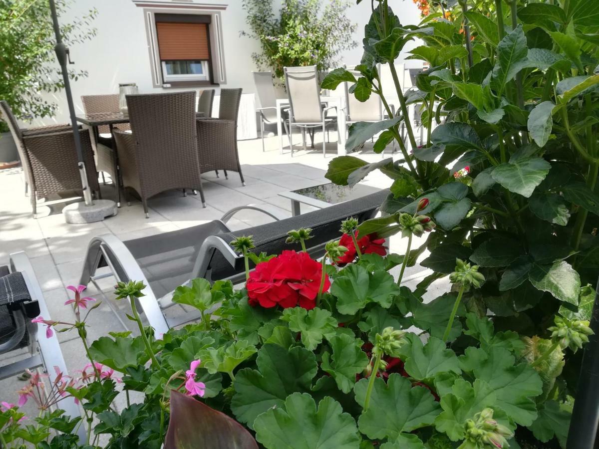 Haus Tirol Appartements Ried im Oberinntal Bagian luar foto